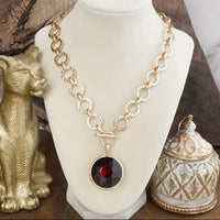 Gilded Radiance Necklace