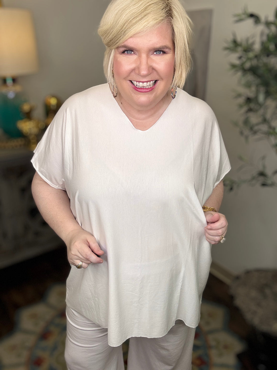 Essentially Perfect Curvy Tee-9 Colors