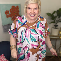 Betty Curvy Top