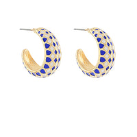 Blue and white checkered hoop stud earrings