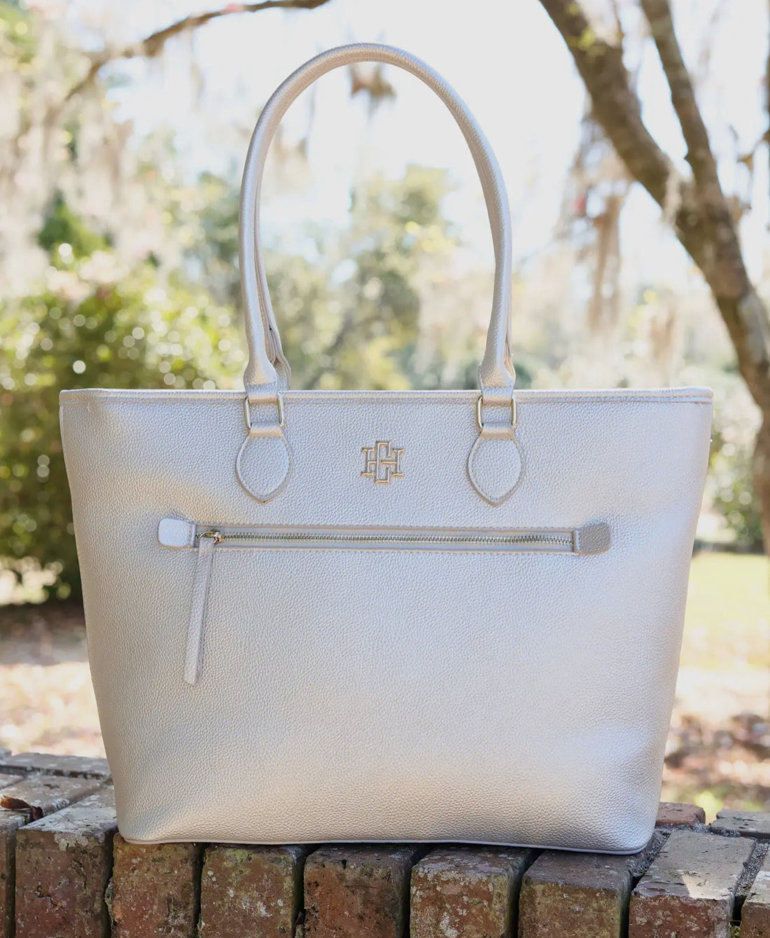 Jayden Tote - 2 Colors