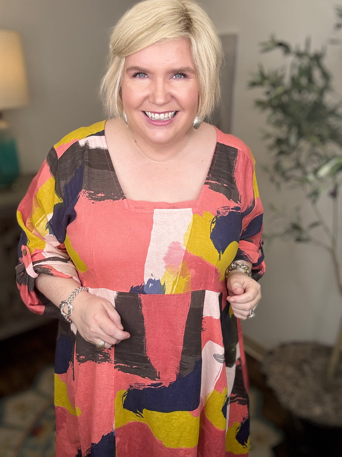 Chic Chick Curvy Dress-2 Colors!