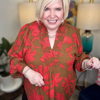 Camellia Curvy Top