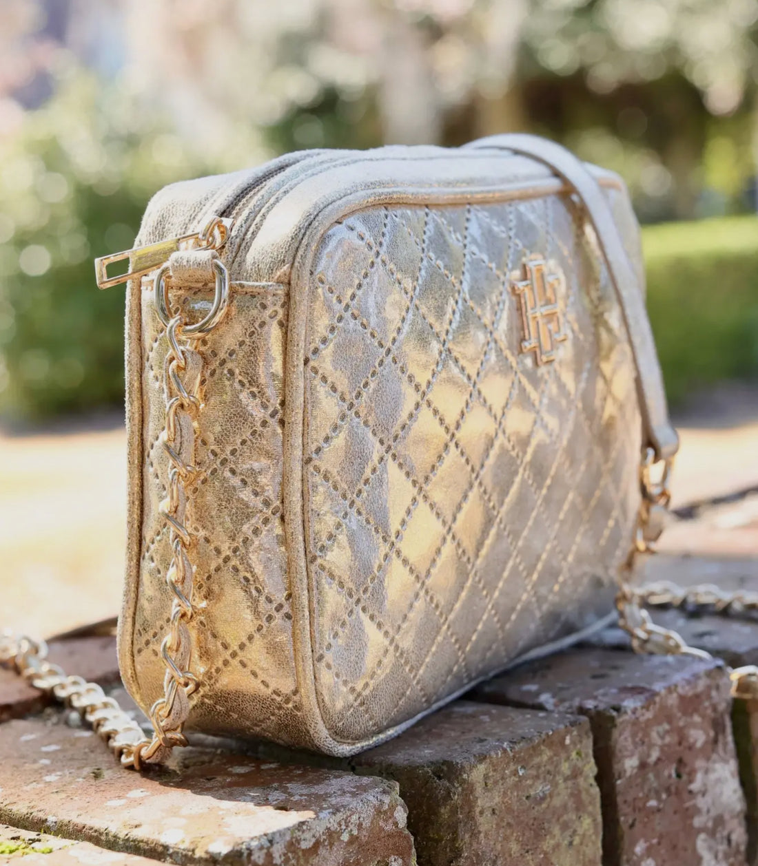 Bryce Crossbody - Champagne Pop