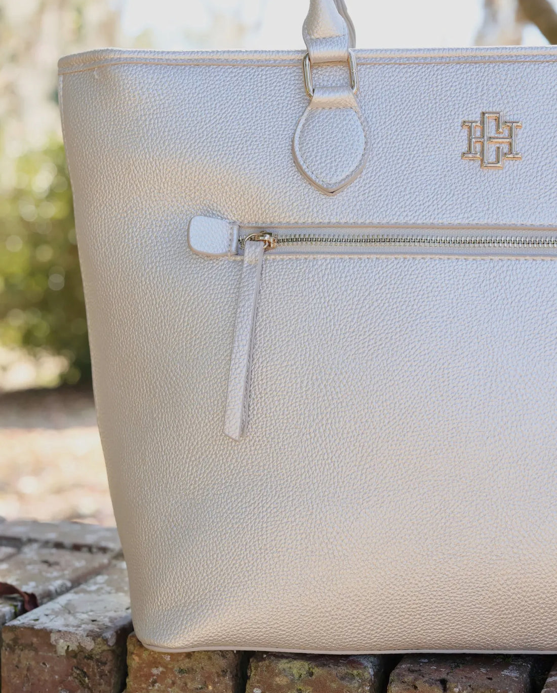 Jayden Tote - 2 Colors