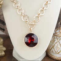 Gilded Radiance Necklace