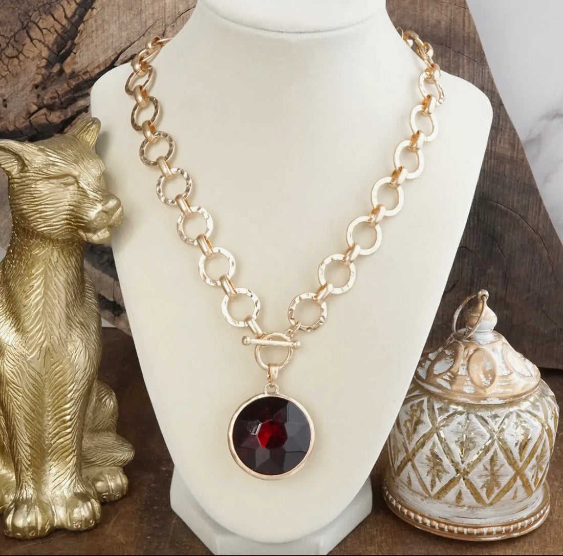 Gilded Radiance Necklace
