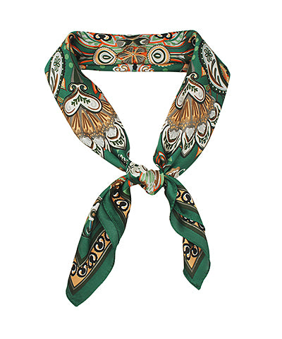 Scarf-3 Styles - The Shoppes at Coldwater