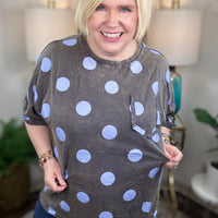 Seeing Spots Curvy Top in dark gray with periwinkle polka dots