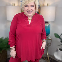 Dear Scarlett matching set in red with V-neck and curved hem