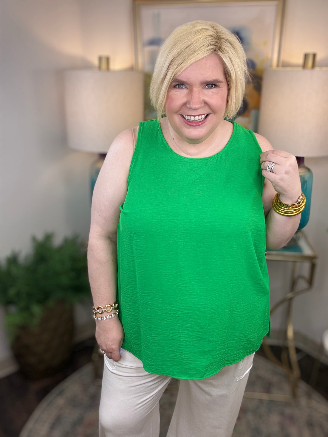 Essential Curvy Tank-4 Colors!