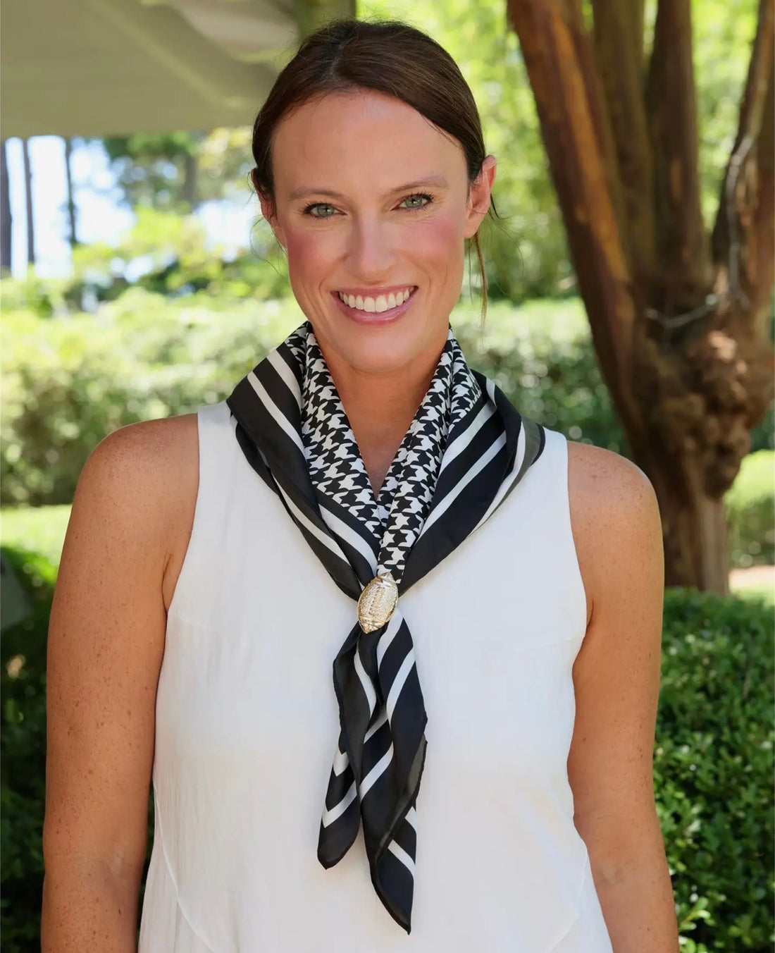 Caroline Hill | Carlton Houndstooth Scarf