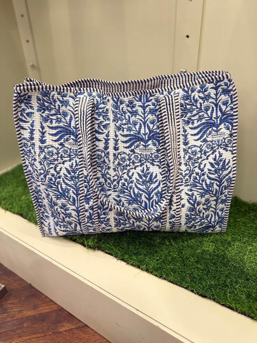 Queen’s Quilted Tote