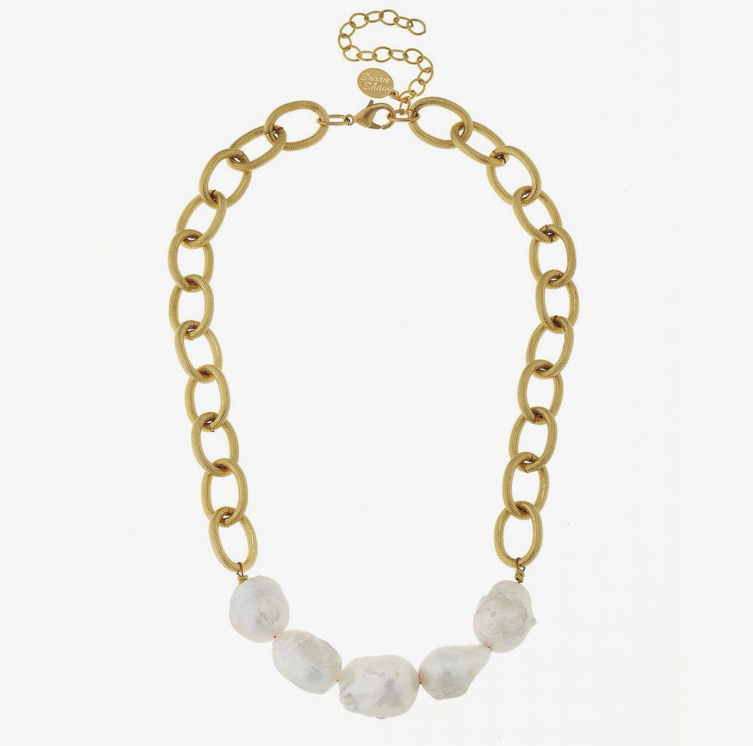 Susan Shaw | Large Genuine Freshwater Pearl On Gold
Chain