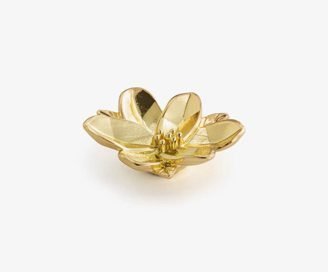 Sculpted Flower Magnetic Frame Charm