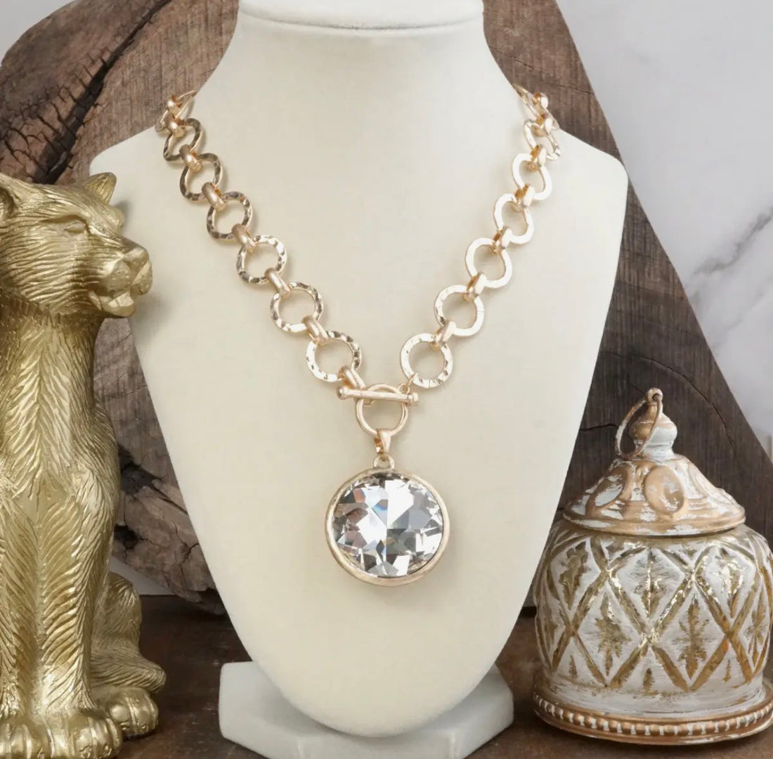 Gilded Radiance Necklace