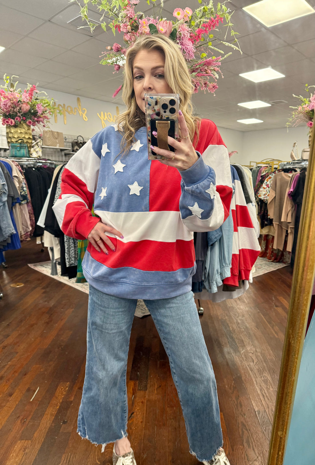 Land I Love Sweatshirt - The Shoppes at Coldwater