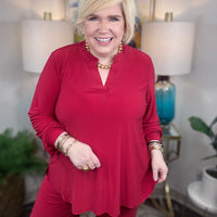 Dear Scarlett matching set in red with V-neck and curved hem