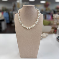 Taking A Turn Necklace-Pearl