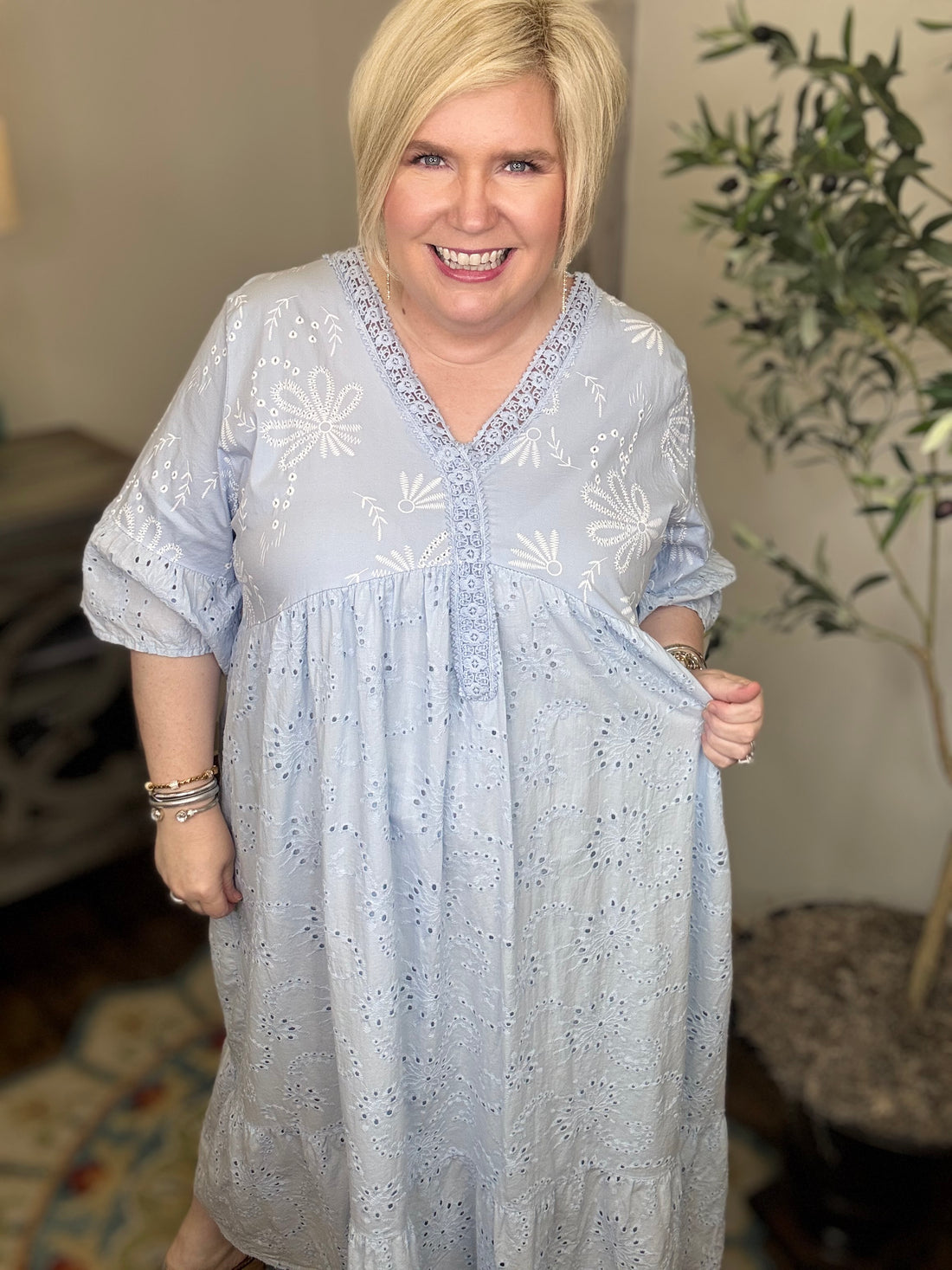 Eye Of The Beholder Curvy Dress