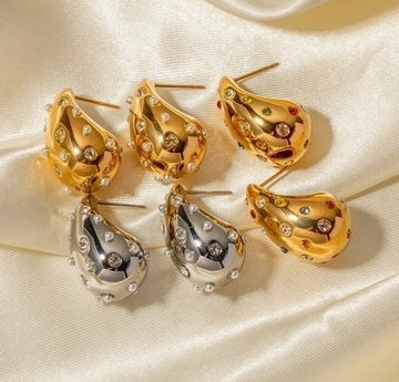 Drop of Glamour Earrings