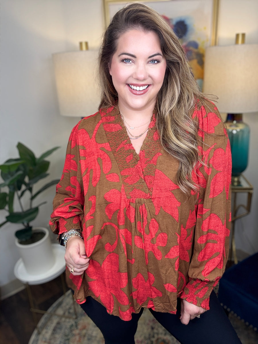 Camellia Curvy Top