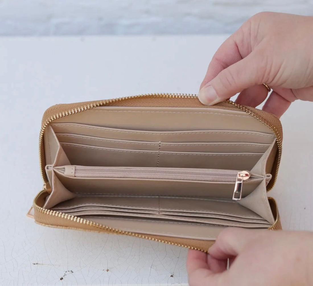 Caroline Hill | Penelope Wallet-Woven Tan