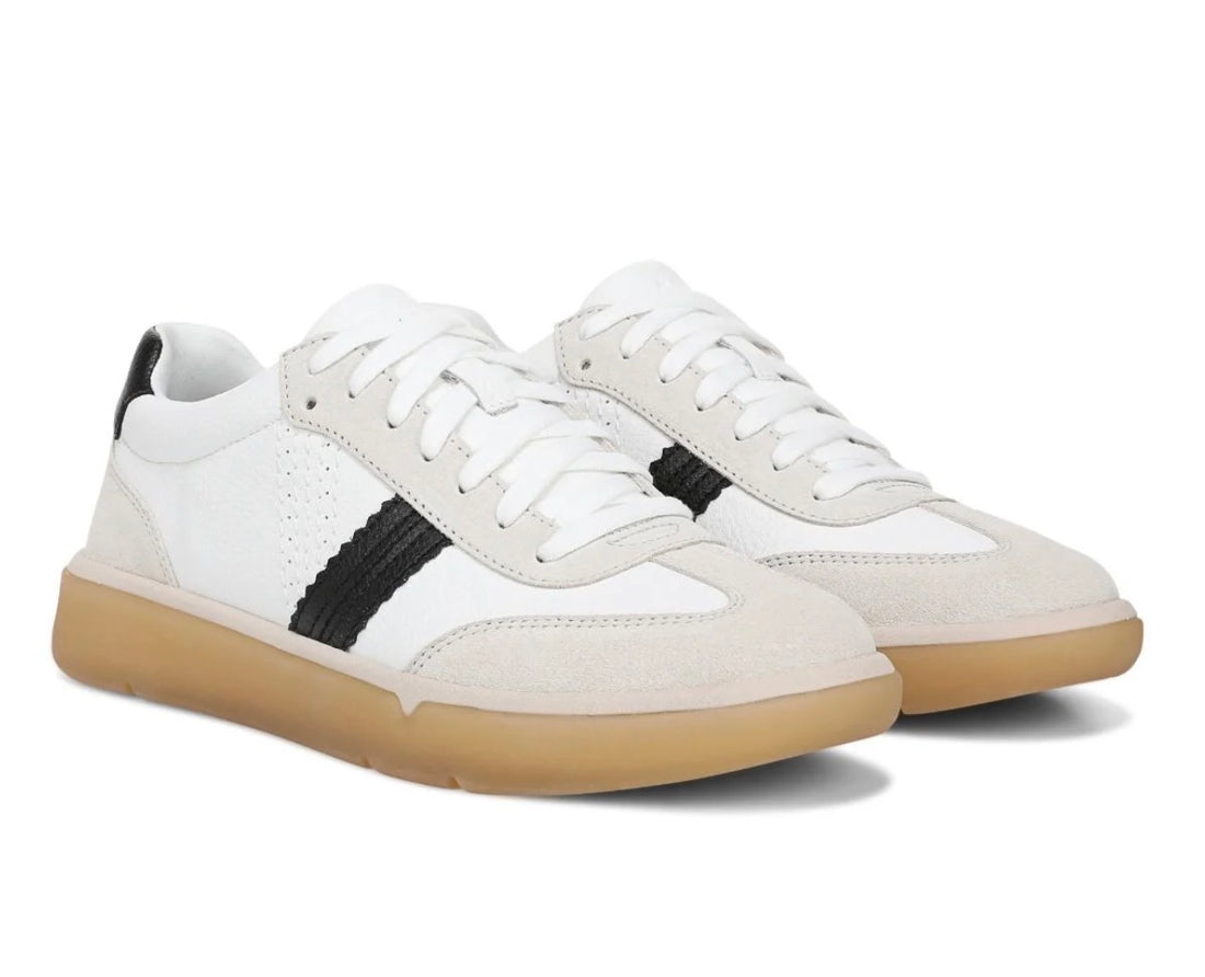 Vionic | City Walk Sneaker
