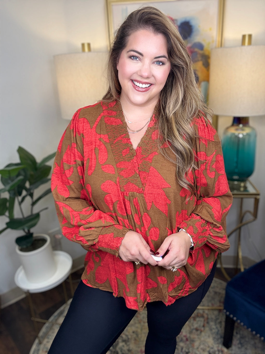 Camellia Curvy Top
