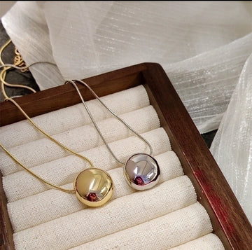 Rounding The Corner Necklace