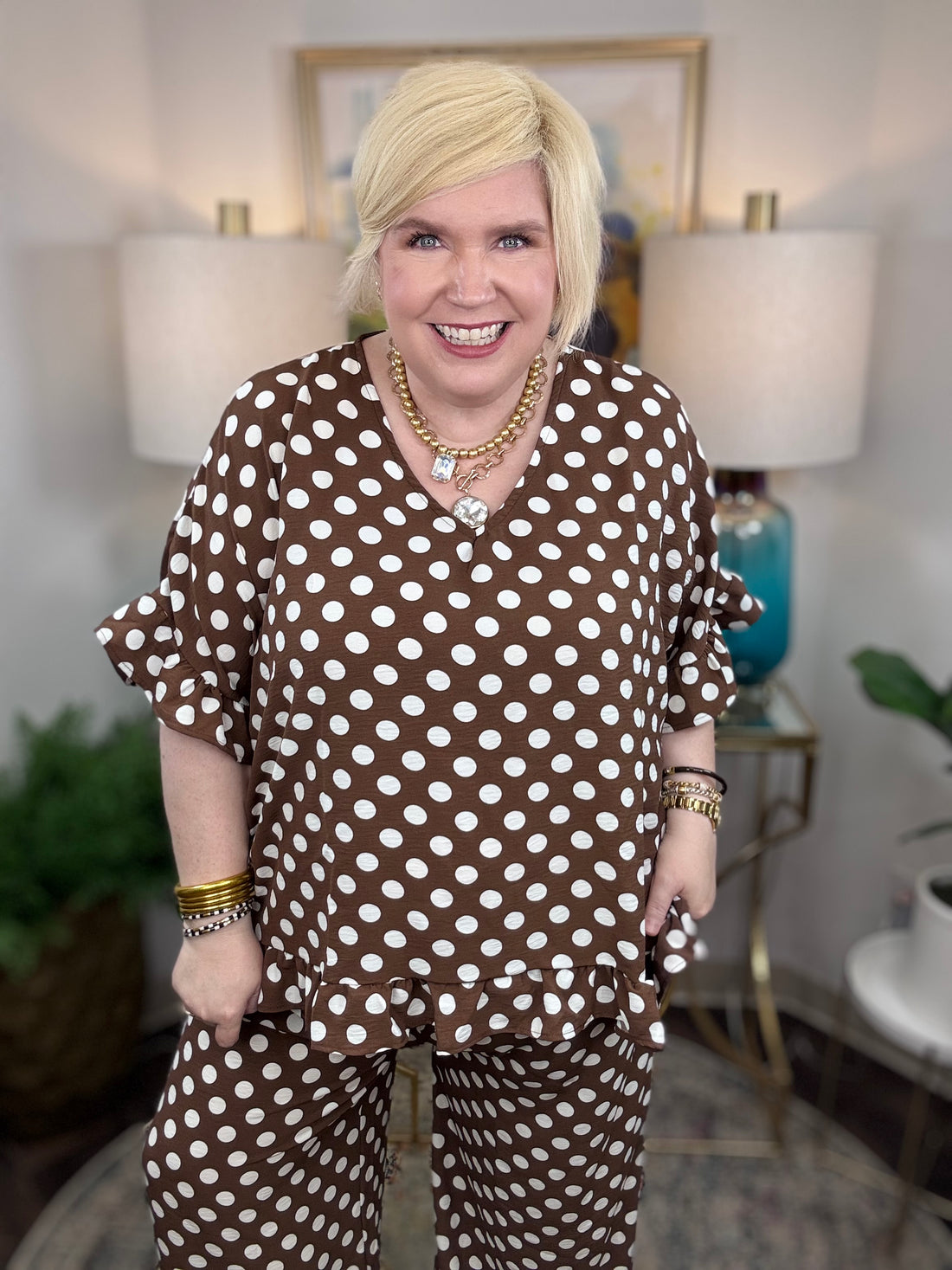 Plus size chocolate brown travel set with ruffle hem details