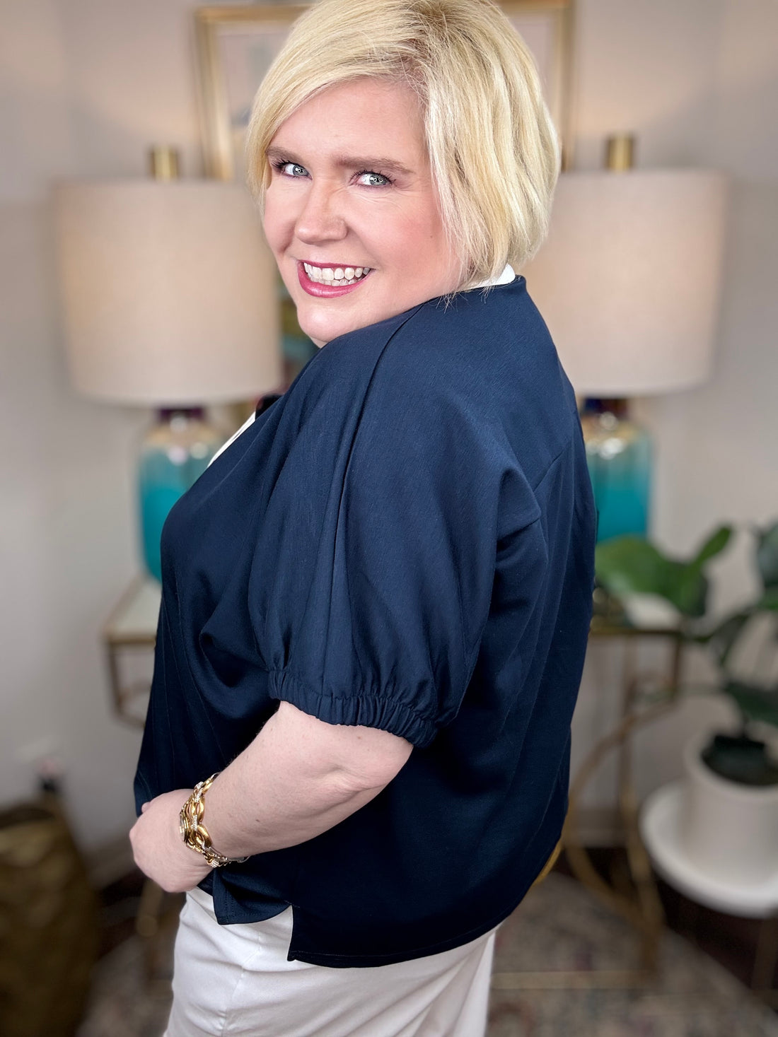 Evy Curvy Top - The Shoppes at Coldwater