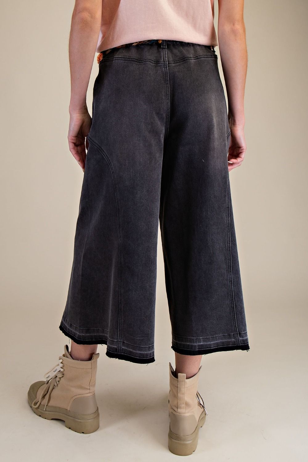 There She Is Curvy Jeans-2 Colors