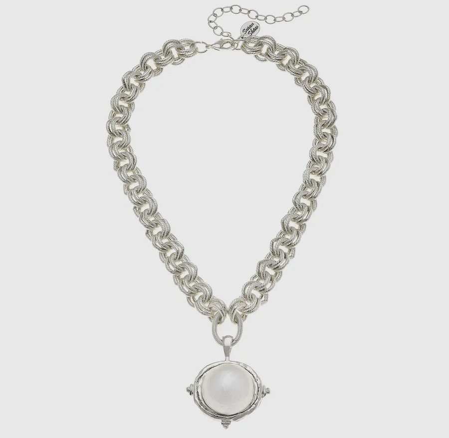 Susan Shaw | Silver Cotton Pearl Cab Necklace