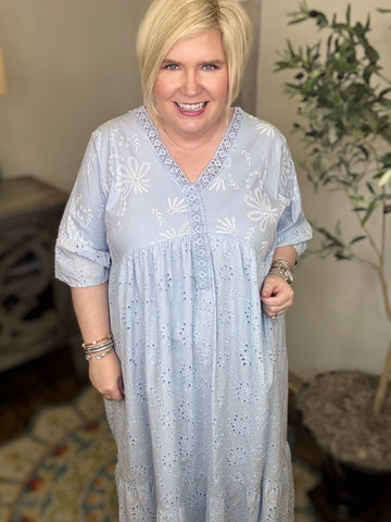 Eye Of The Beholder Curvy Dress