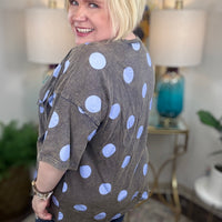 Seeing Spots Curvy Top in dark gray with periwinkle polka dots