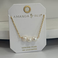 3 Pearl Row Necklace