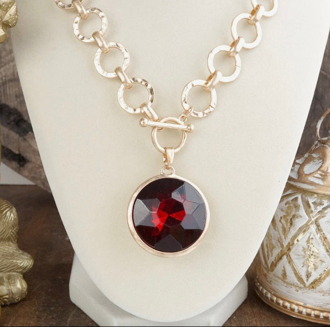 Gilded Radiance Necklace