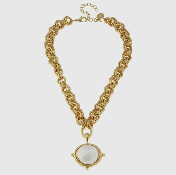 Susan Shaw | Gold Chain Necklace with Cotton Pearl