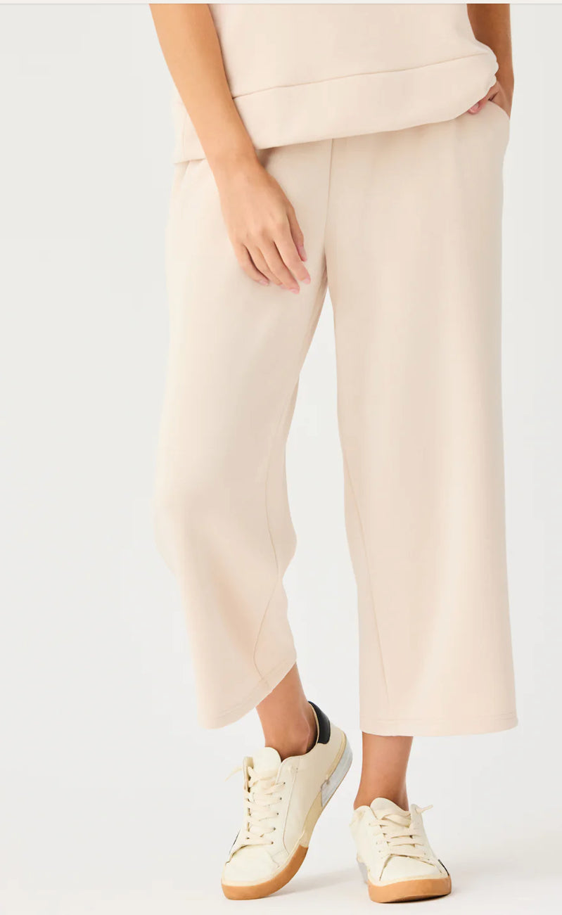 Mary Square | Sabrina Set