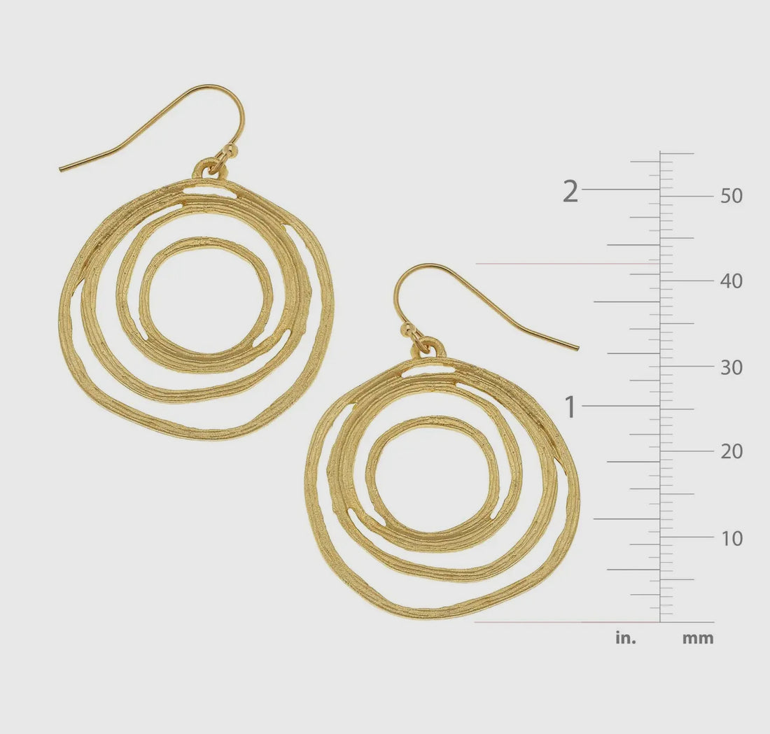 Susan Shaw Gold Filigree Cut Out Earrings