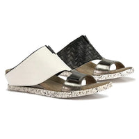 Kleo Reversible Sandal