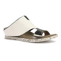 Kleo Reversible Sandal