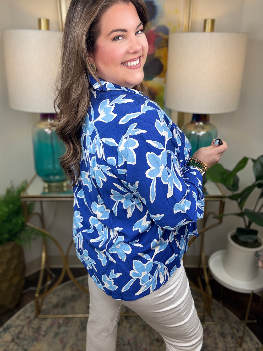 Corner Store Top-S-3X!