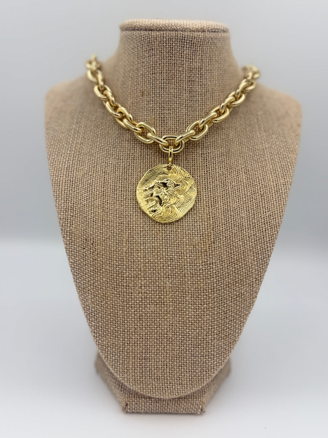 Round gold lion pendant charm for necklaces and bracelets