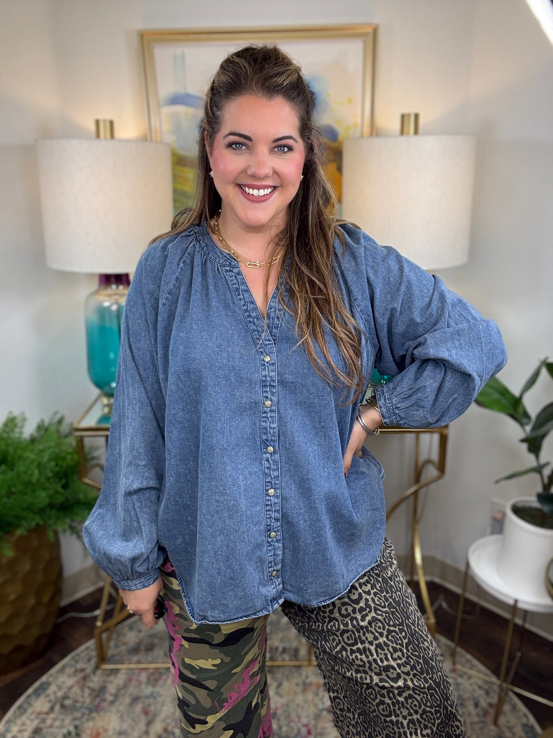 Curvy denim button down top with V-neck and balloon sleeves