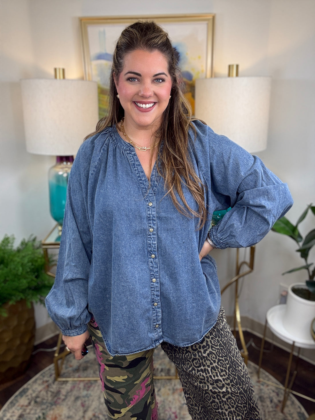 Curvy denim button down top with V-neck and balloon sleeves
