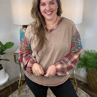 Easy Does It Curvy Top