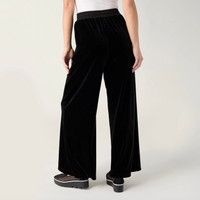 Coco & Carmen | Carolina Velour Pants