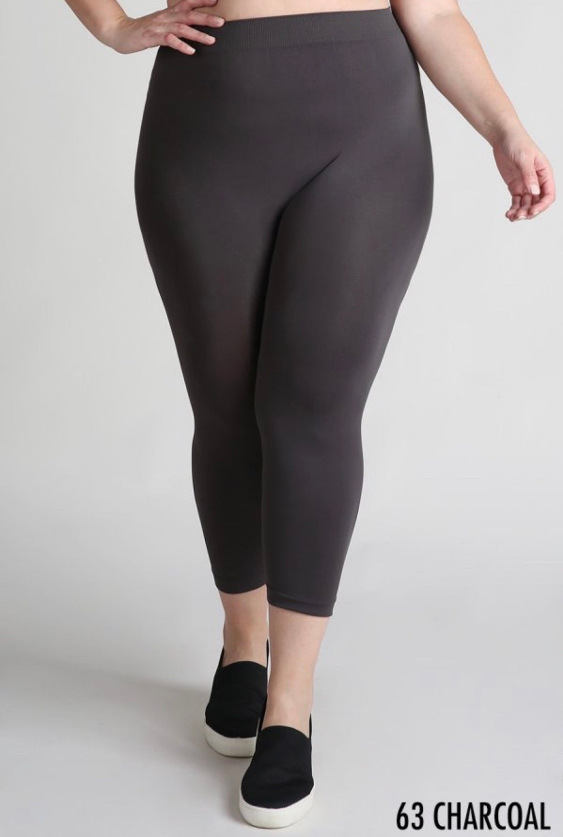 One Size Fits All Petite (Capri) Legging – The Shoppe at Coldwater